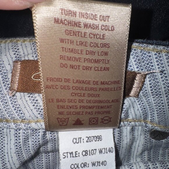 Paige Jeans Woman’s Canyon Boot, 28, wide leg, dark wash, mint condition - Picture 13 of 13